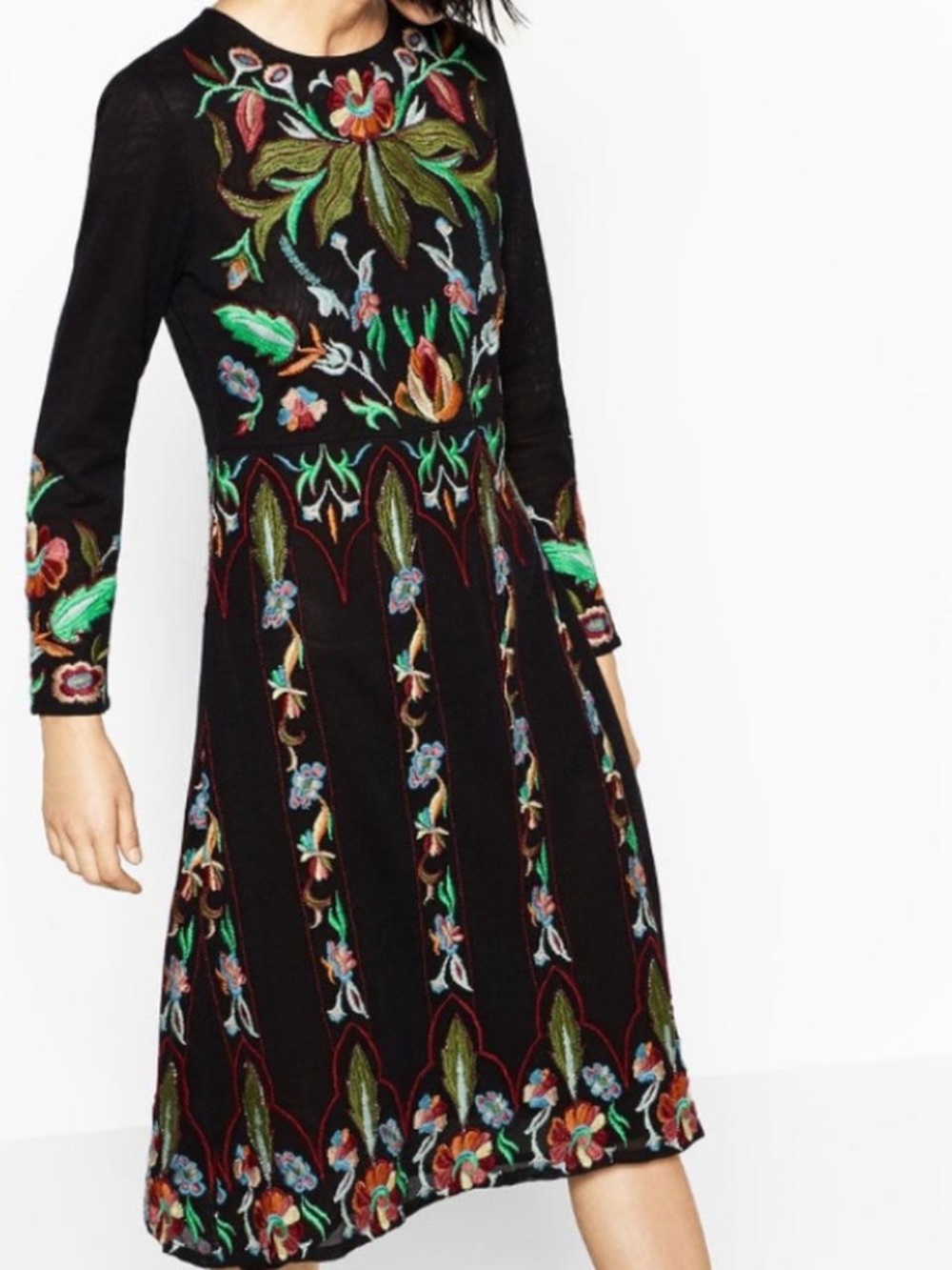 ZARA limited edition floral embroidered Dress Knit